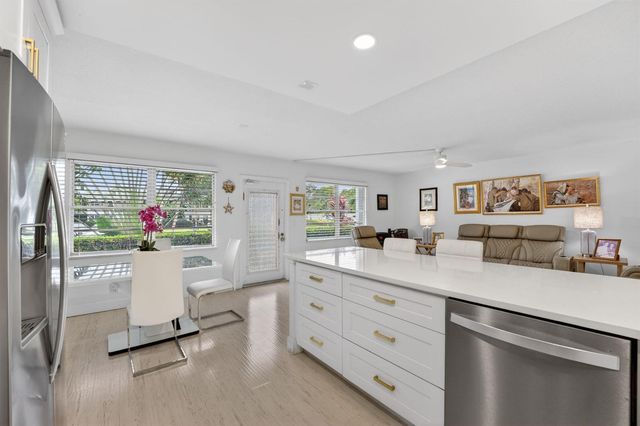 1025 Ventnor H, Deerfield Beach, FL 33442