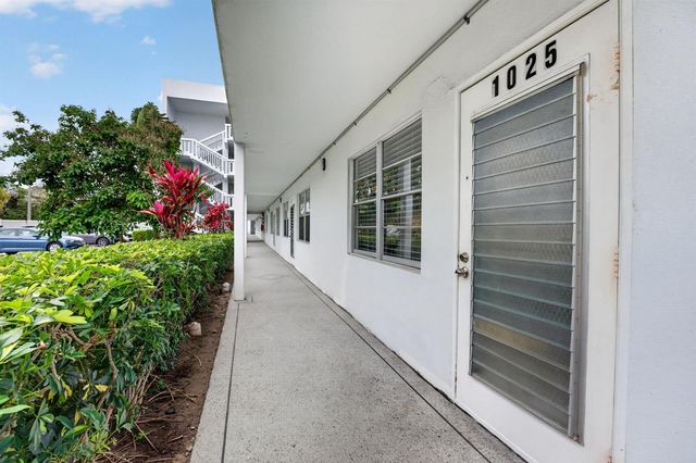 1025 Ventnor H, Deerfield Beach, FL 33442