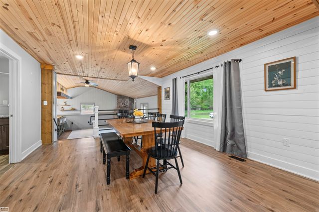 3365 Howland Road, Almont Twp, MI 48003