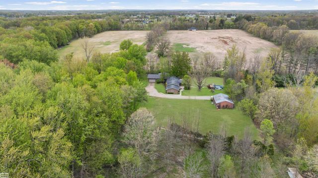 3365 Howland Road, Almont Twp, MI 48003