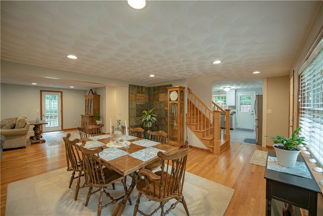 20 Whipple Road, Smithfield, RI 02917