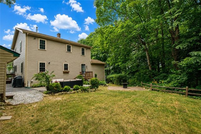 20 Whipple Road, Smithfield, RI 02917