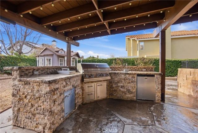 40125 Palmetto Drive, Palmdale, CA 93551