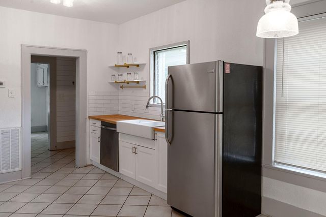 7837 Detroit Street, Houston, TX 77017