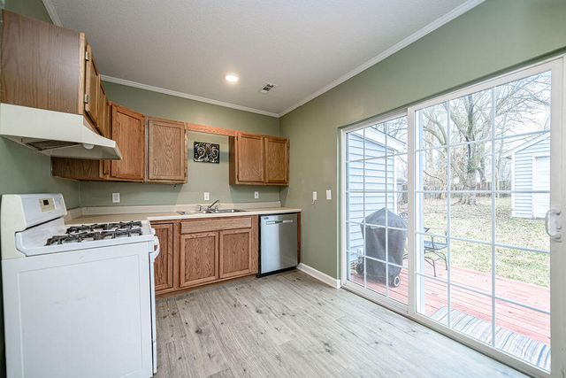 405 ALEXANDER AVE, Columbia, MO 65203