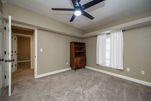 405 ALEXANDER AVE, Columbia, MO 65203