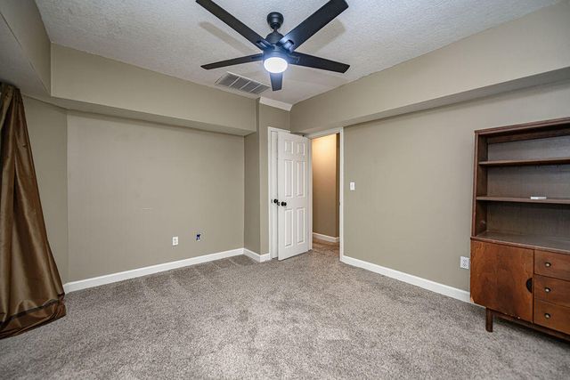 405 ALEXANDER AVE, Columbia, MO 65203