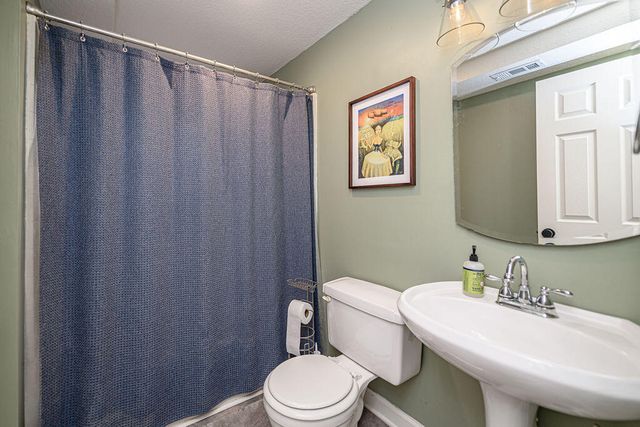 405 ALEXANDER AVE, Columbia, MO 65203