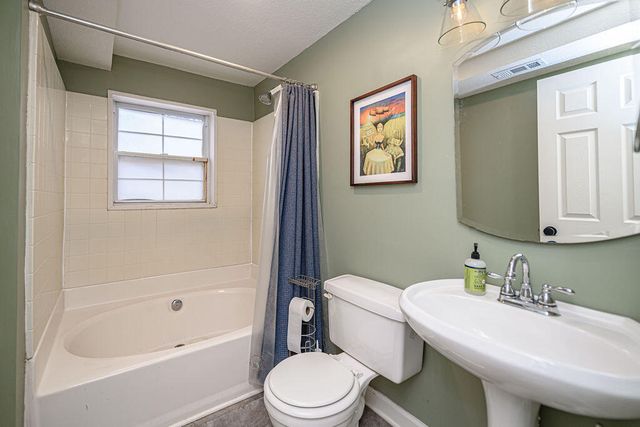 405 ALEXANDER AVE, Columbia, MO 65203