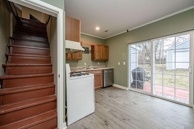 405 ALEXANDER AVE, Columbia, MO 65203