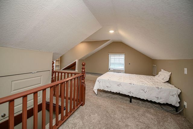 405 ALEXANDER AVE, Columbia, MO 65203