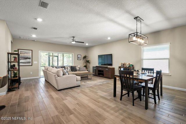 9486 LOVAGE Lane, Jacksonville, FL 32219