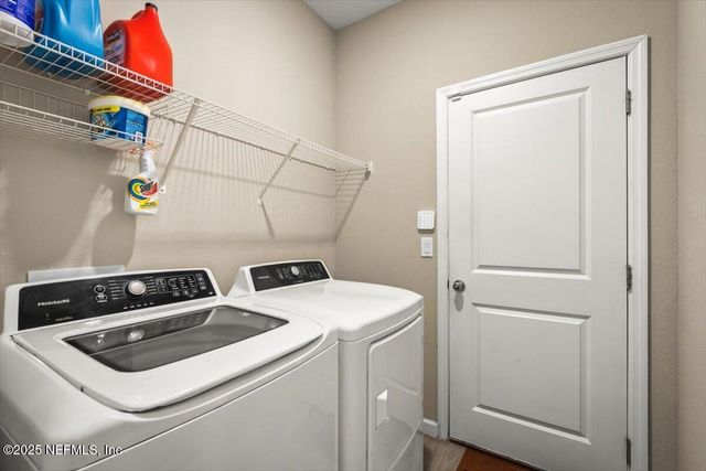 9486 LOVAGE Lane, Jacksonville, FL 32219