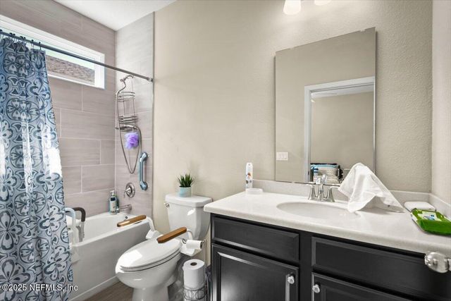 9486 LOVAGE Lane, Jacksonville, FL 32219