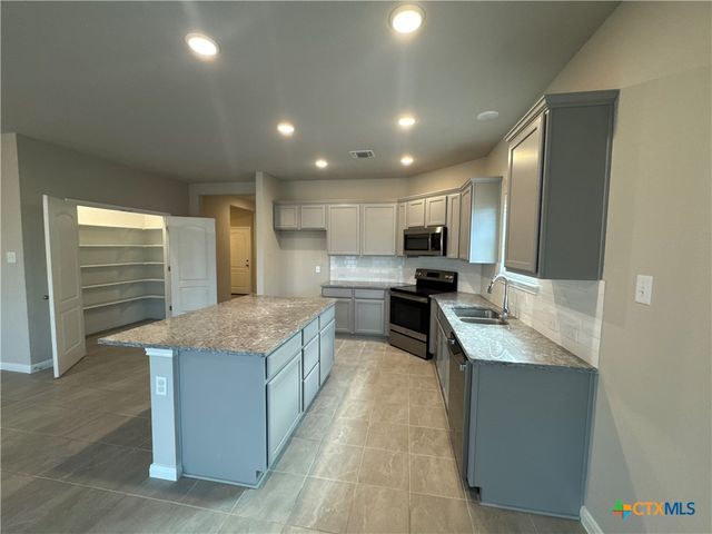 2214 Wasabi Road, Temple, TX 76501