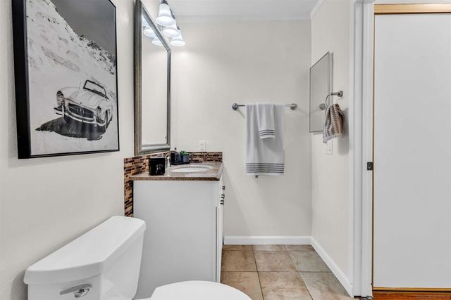 2015 Daren Glen, Escondido, CA 92026