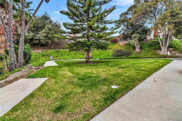 2015 Daren Glen, Escondido, CA 92026