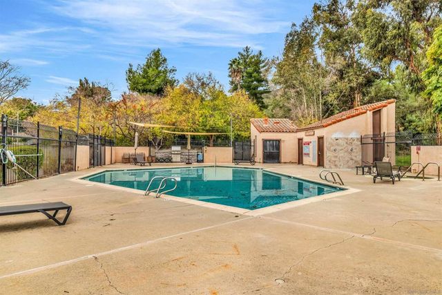 2015 Daren Glen, Escondido, CA 92026