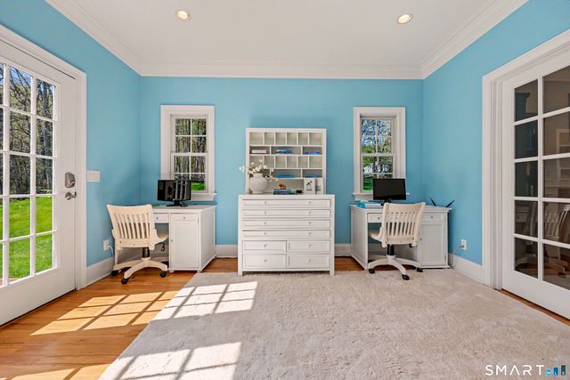 10 Chapman Place, Redding, CT 06896
