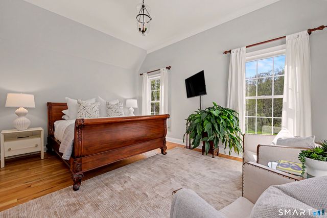 10 Chapman Place, Redding, CT 06896