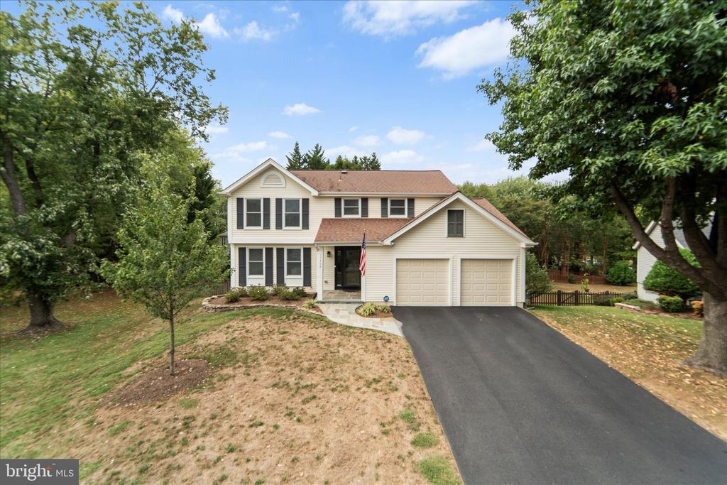 13408 HIDDEN MEADOW CT, Herndon, VA 20171