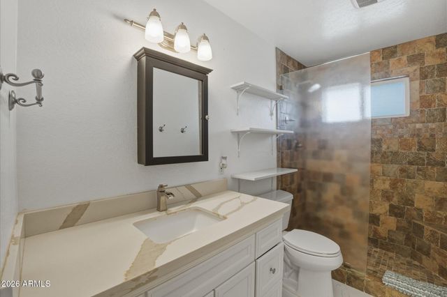 1532 W LOMA Lane, Phoenix, AZ 85021