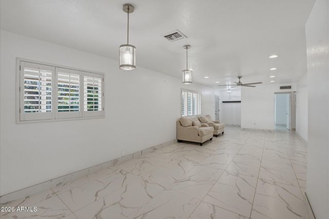 1532 W LOMA Lane, Phoenix, AZ 85021