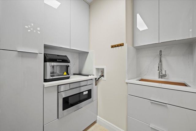 801 S Olive Avenue 1107, West Palm Beach, FL 33401