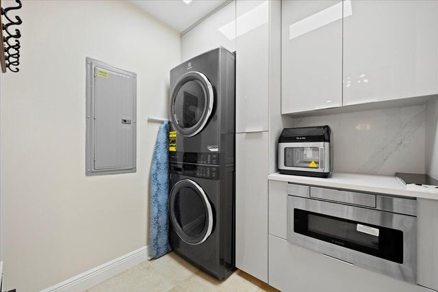 801 S Olive Avenue 1107, West Palm Beach, FL 33401