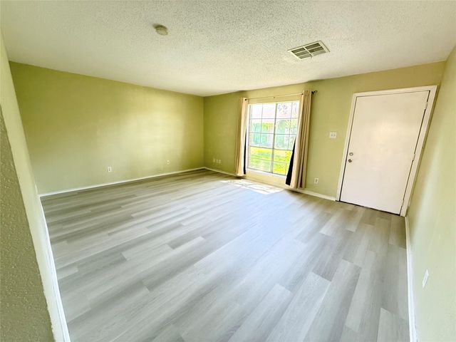 7789 Cook Road, Houston, TX 77072