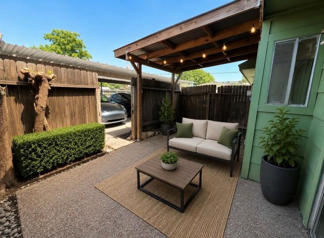 7789 Cook Road, Houston, TX 77072