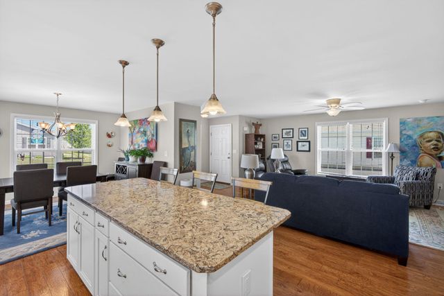 22 WAXWING CIR, Bechtelsville, PA 19505