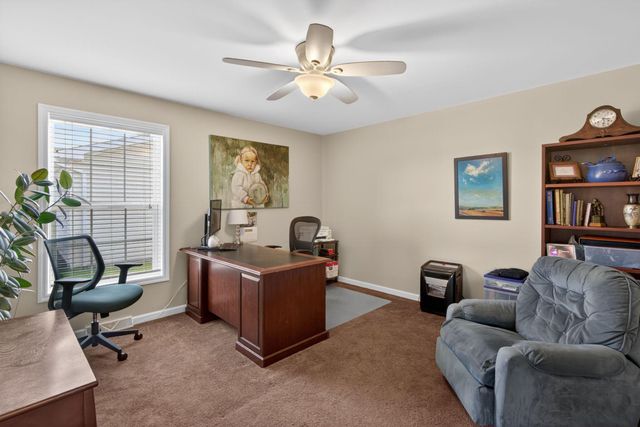 22 WAXWING CIR, Bechtelsville, PA 19505