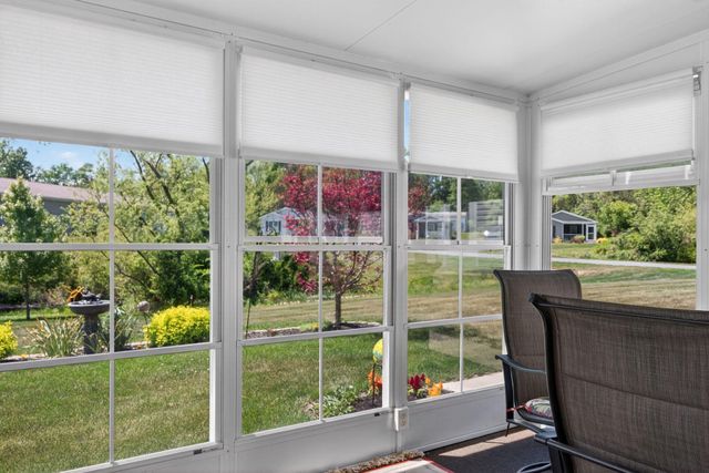 22 WAXWING CIR, Bechtelsville, PA 19505