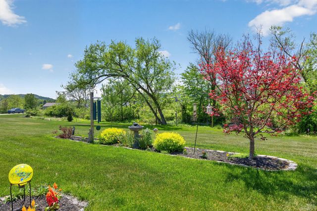 22 WAXWING CIR, Bechtelsville, PA 19505