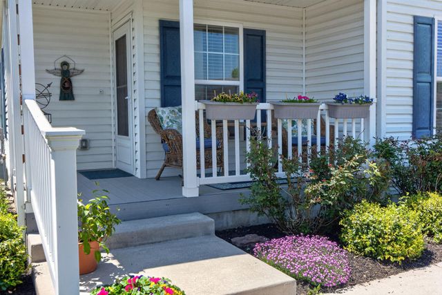 22 WAXWING CIR, Bechtelsville, PA 19505