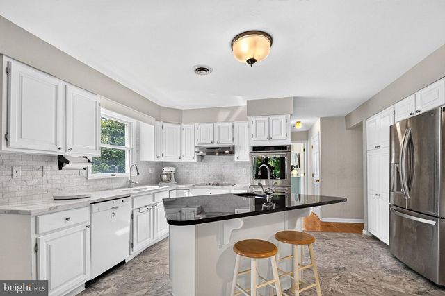 225 HOPEWELL PRINCETON RD, Hopewell, NJ 08525