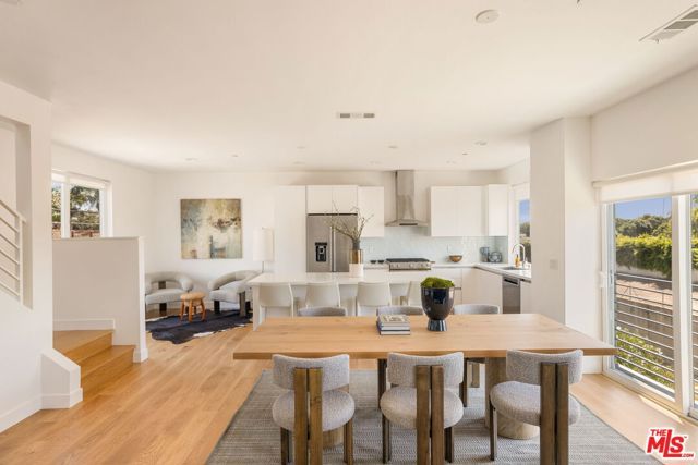 11724 Culver Boulevard 8, Los Angeles, CA 90066