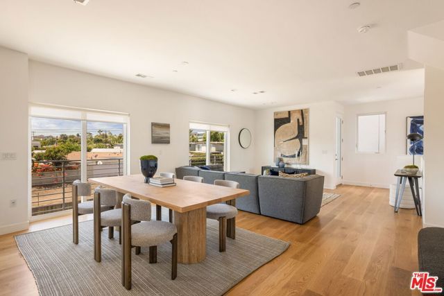 11724 Culver Boulevard 8, Los Angeles, CA 90066