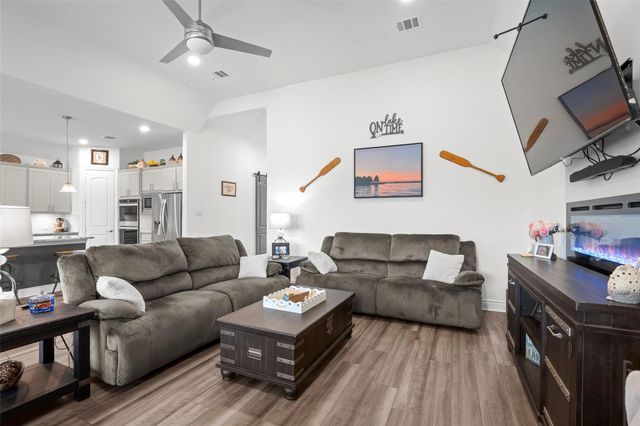 12238 Seagrape Lane, Conroe, TX 77304