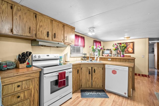 634 River Bend Rd., Myrtle Beach, SC 29588