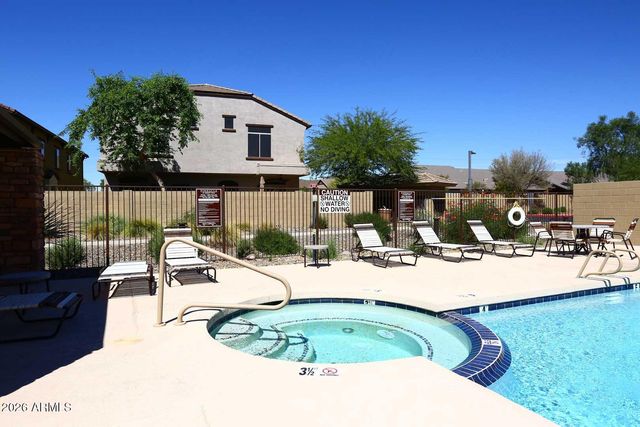 2725 E MINE CREEK Road 1146, Phoenix, AZ 85024