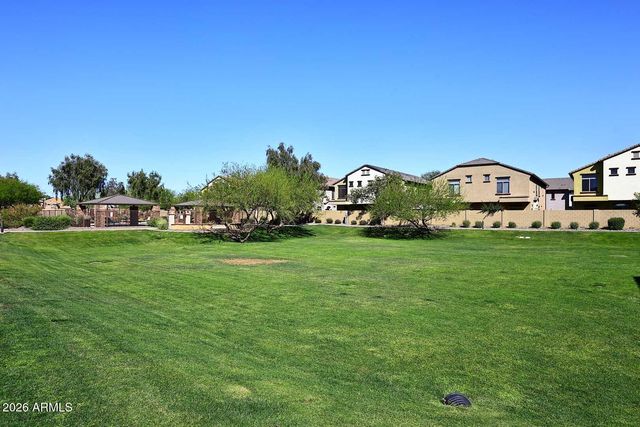 2725 E MINE CREEK Road 1146, Phoenix, AZ 85024