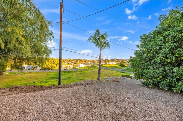 28320 Oregon, Menifee, CA 92587