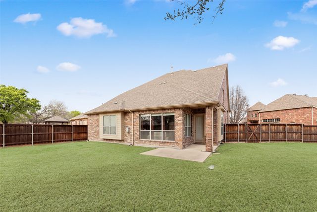 5736 New Castle Drive, Richardson, TX 75082