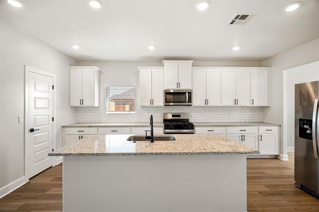 3120 Adelyn Terrace, Yukon, OK 73099