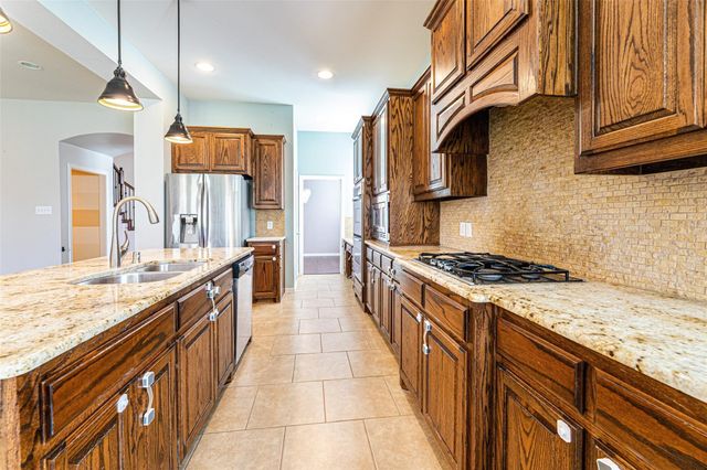 6305 Canyon Crest Drive, Mckinney, TX 75071