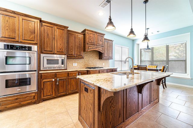 6305 Canyon Crest Drive, Mckinney, TX 75071