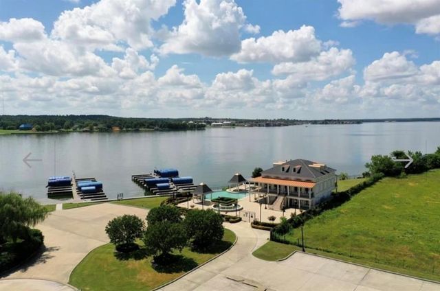 10923 Decatur Street, Willis, TX 77318