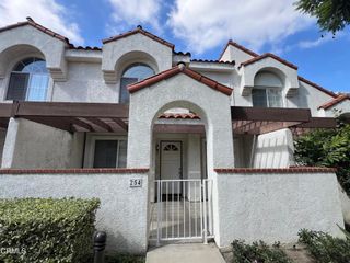 254 Camino Cortina, Camarillo, CA 93010